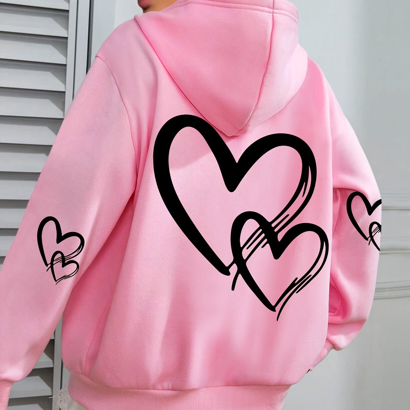 [Popular Choice] Cozy Plus Size Heart Print Hoodie with Pocket - Casual Long Sleeve Pullover for Women, Perfect for Fall & Winter